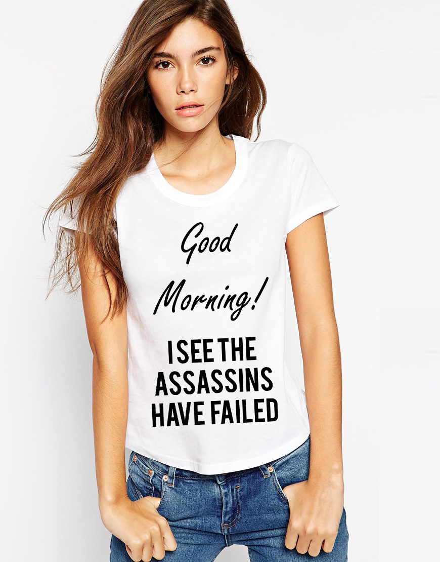 Reducere 33% la Tricou dama alb - Assassins faild