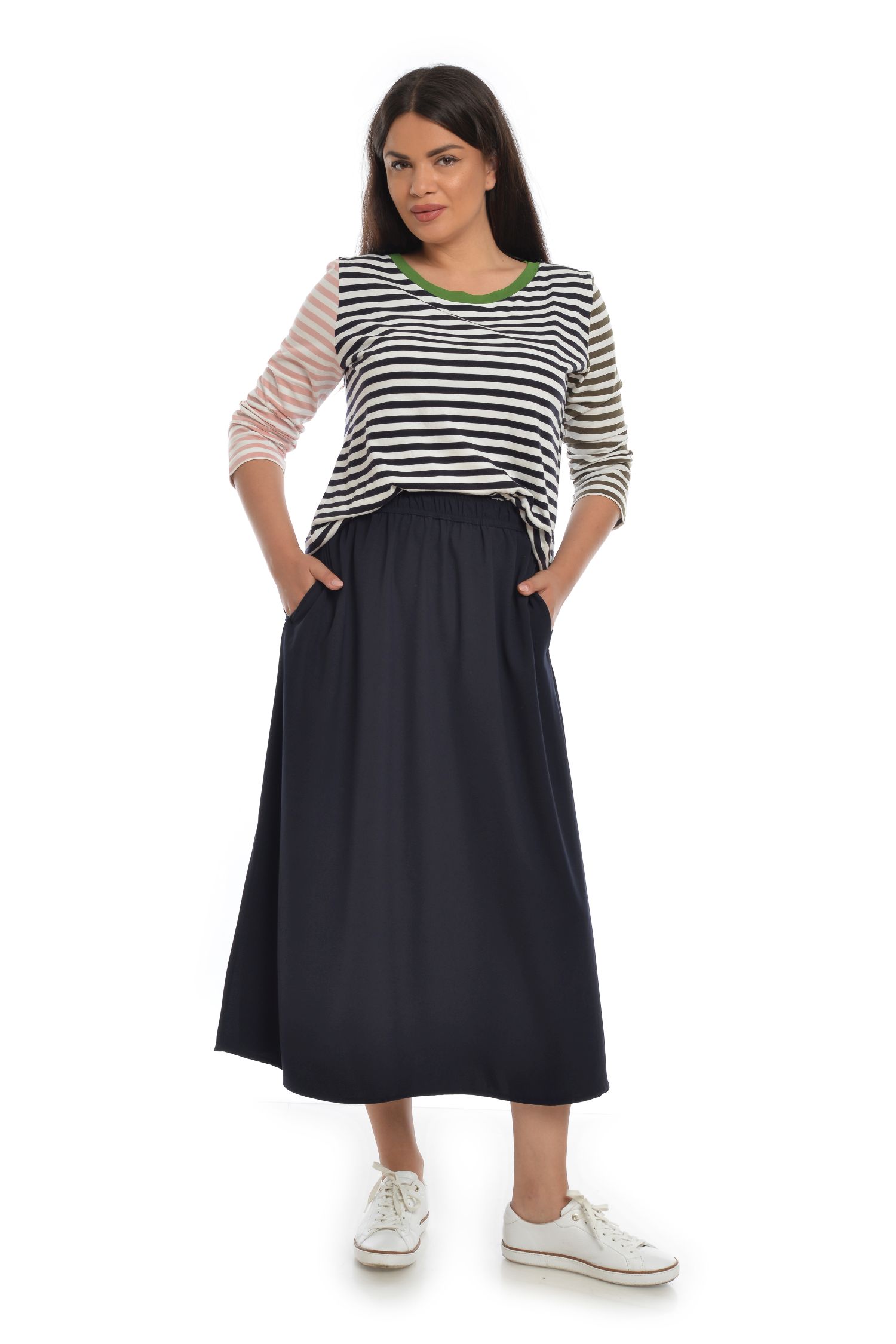 Reducere 20% la Fusta cu Buzunare si Slituri Laterale