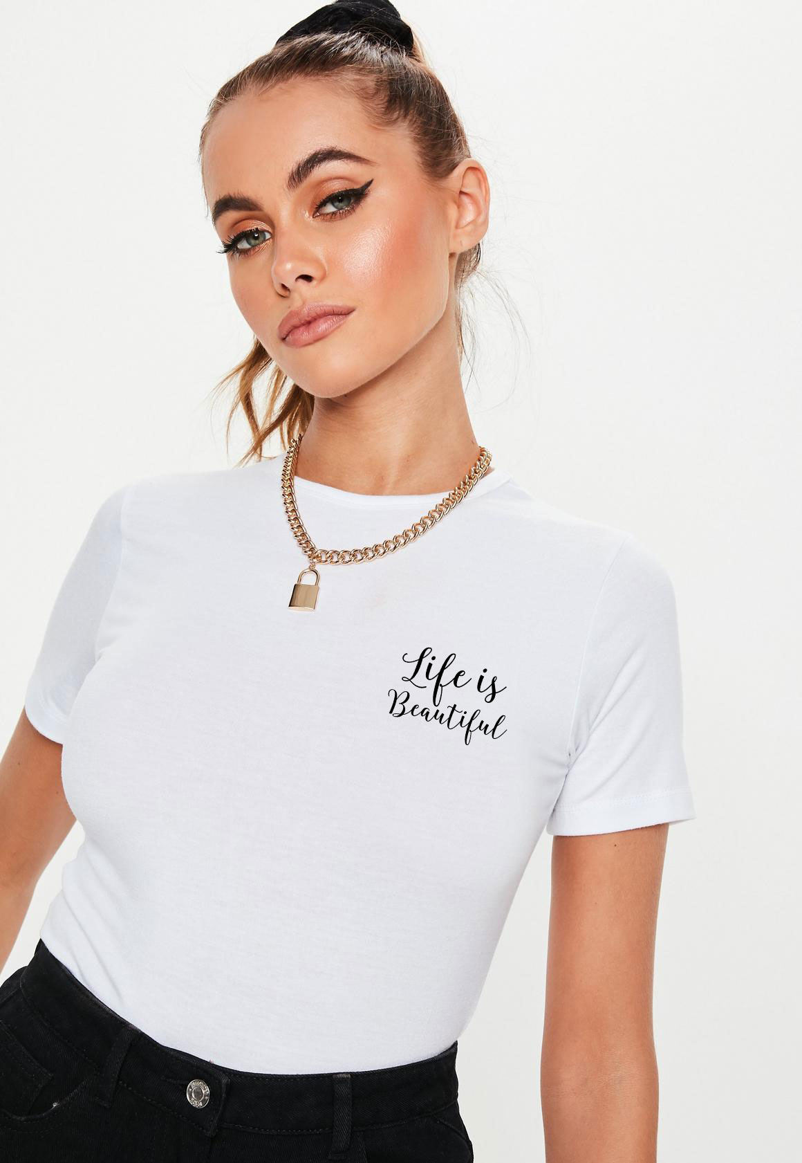 Reducere 33% la Tricou dama alb - Life is beautiful