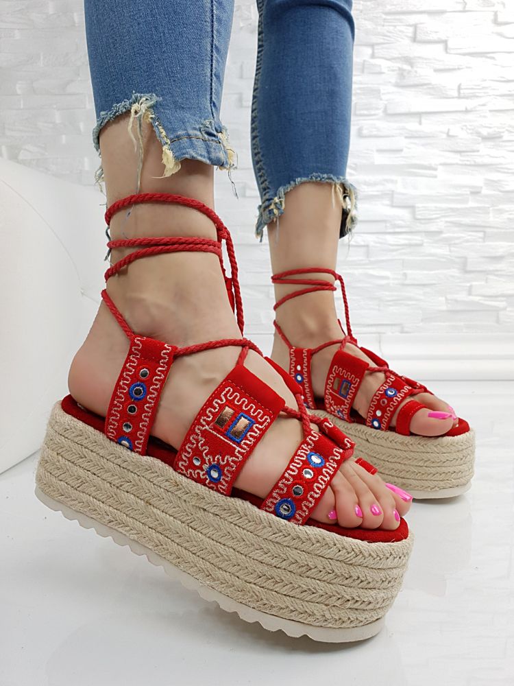 Reducere 52% la Sandale Platforma Celia Red #901K