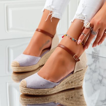 Reducere 22% la Sandale Dama cu Platforma Estela Mov #5656M