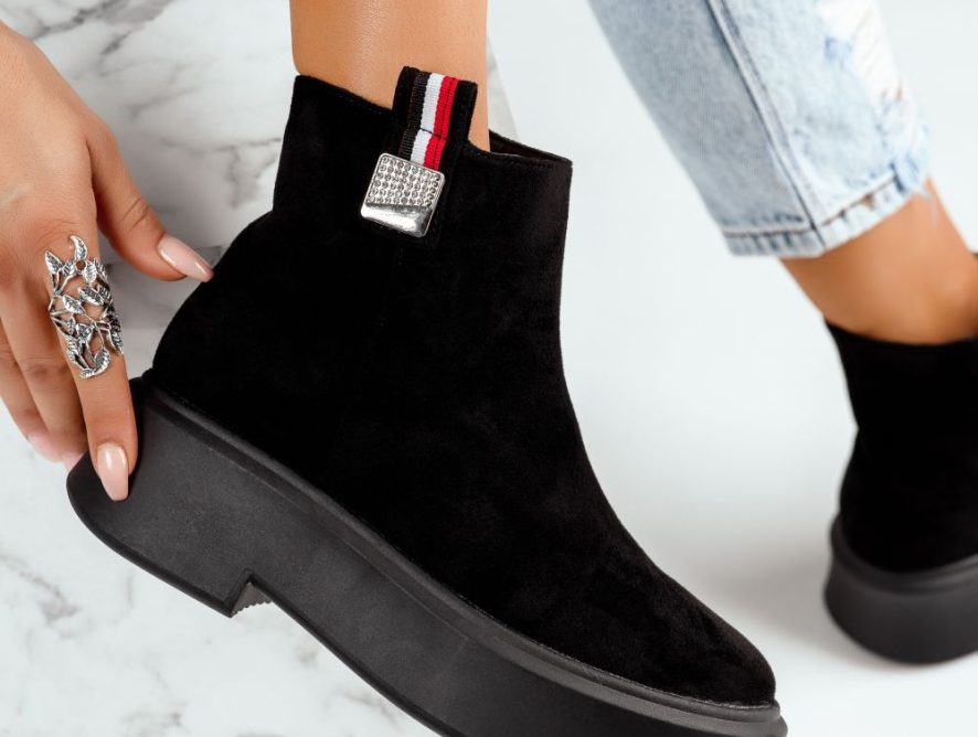 Reducere 28% la Ghete Dama Celia Negre #13078