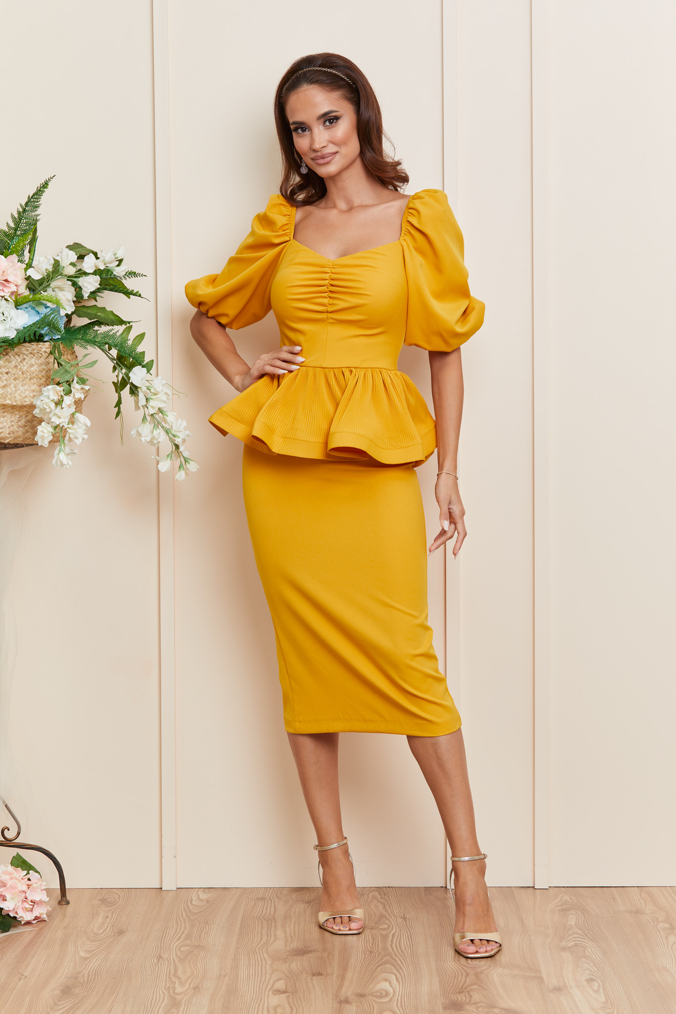 Reducere 41% la Rochie Karla Galben Mustar