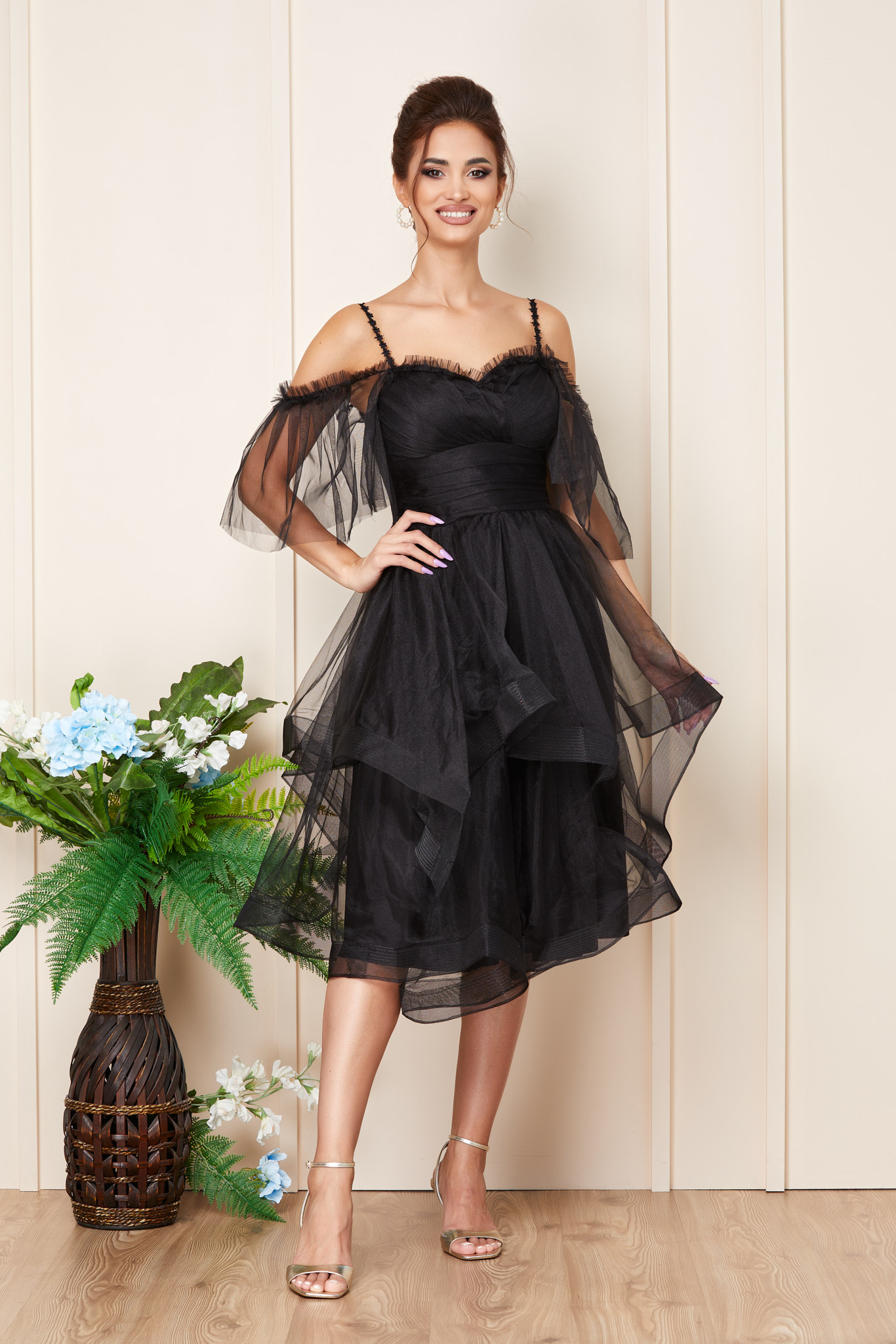 Reducere 31% la Rochie Rossana Neagra