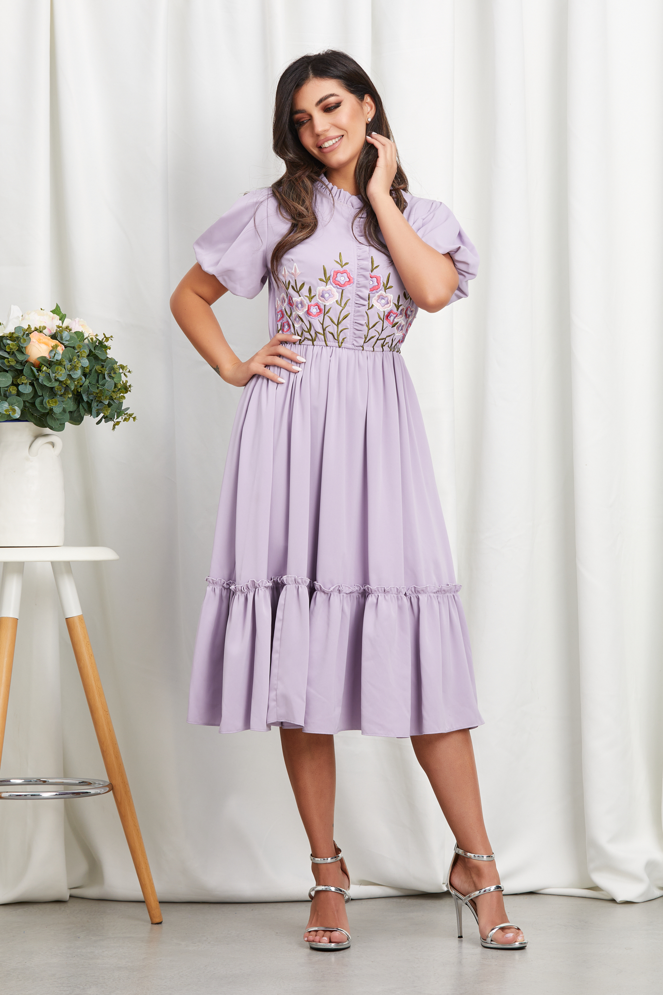 Reducere 23% la Rochie Irissa Lila