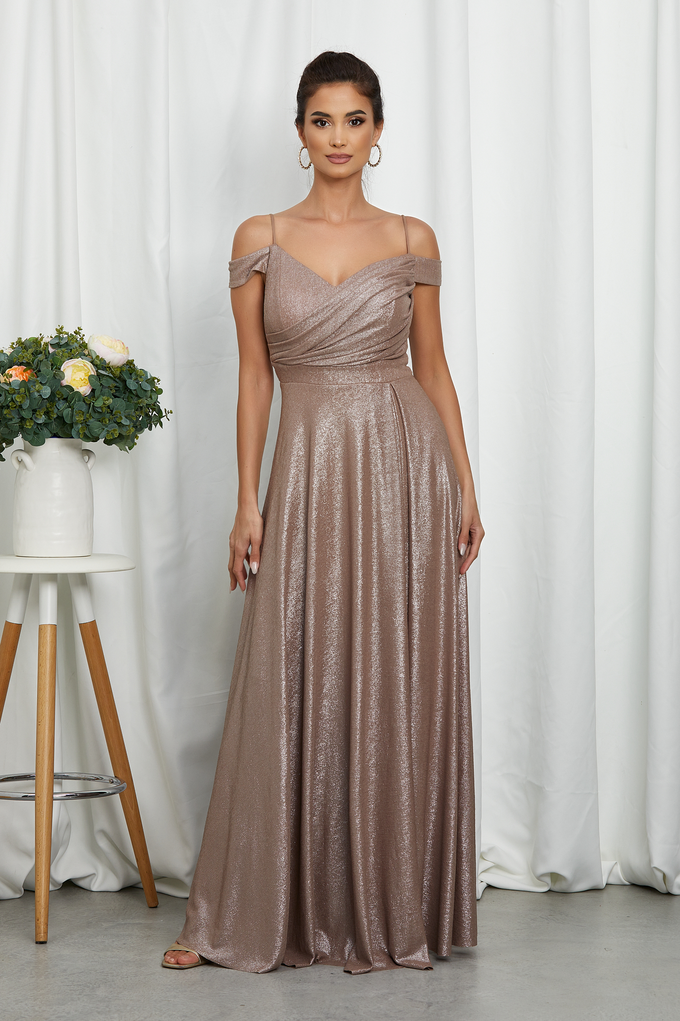 Reducere 18% la Rochie Moon Bej