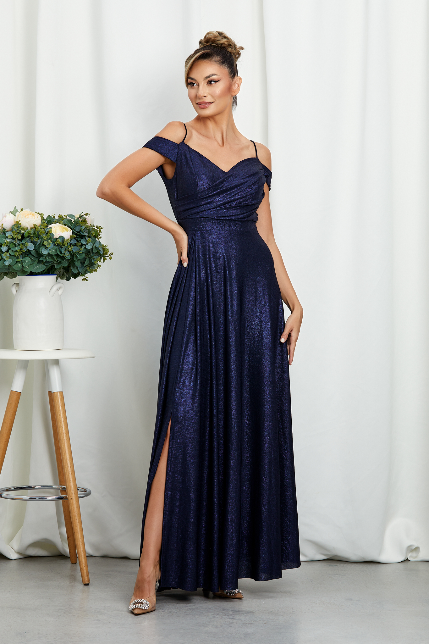 Reducere 18% la Rochie Moon Bleumarin