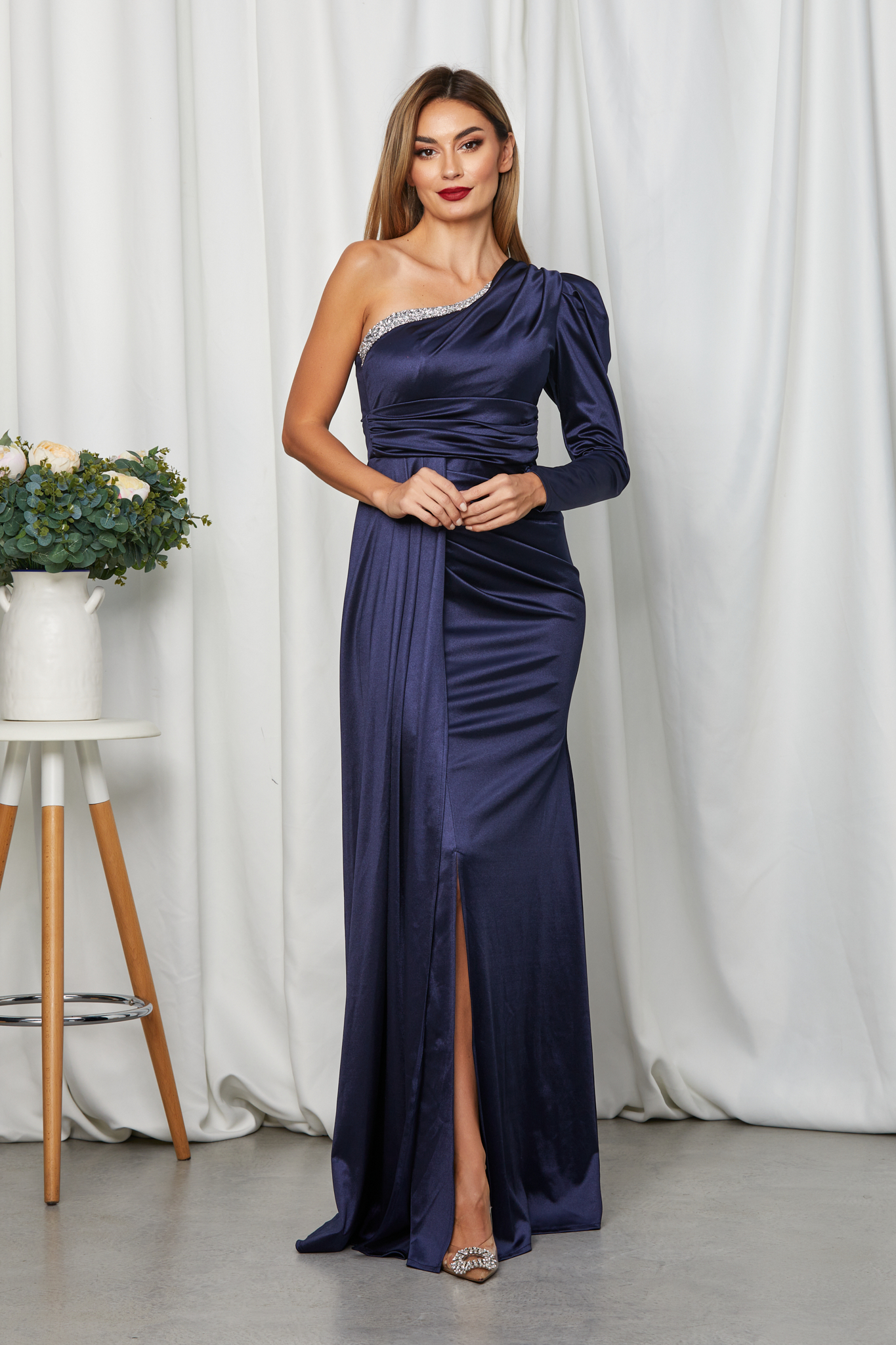 Reducere 5% la Rochie Regal Bleumarin