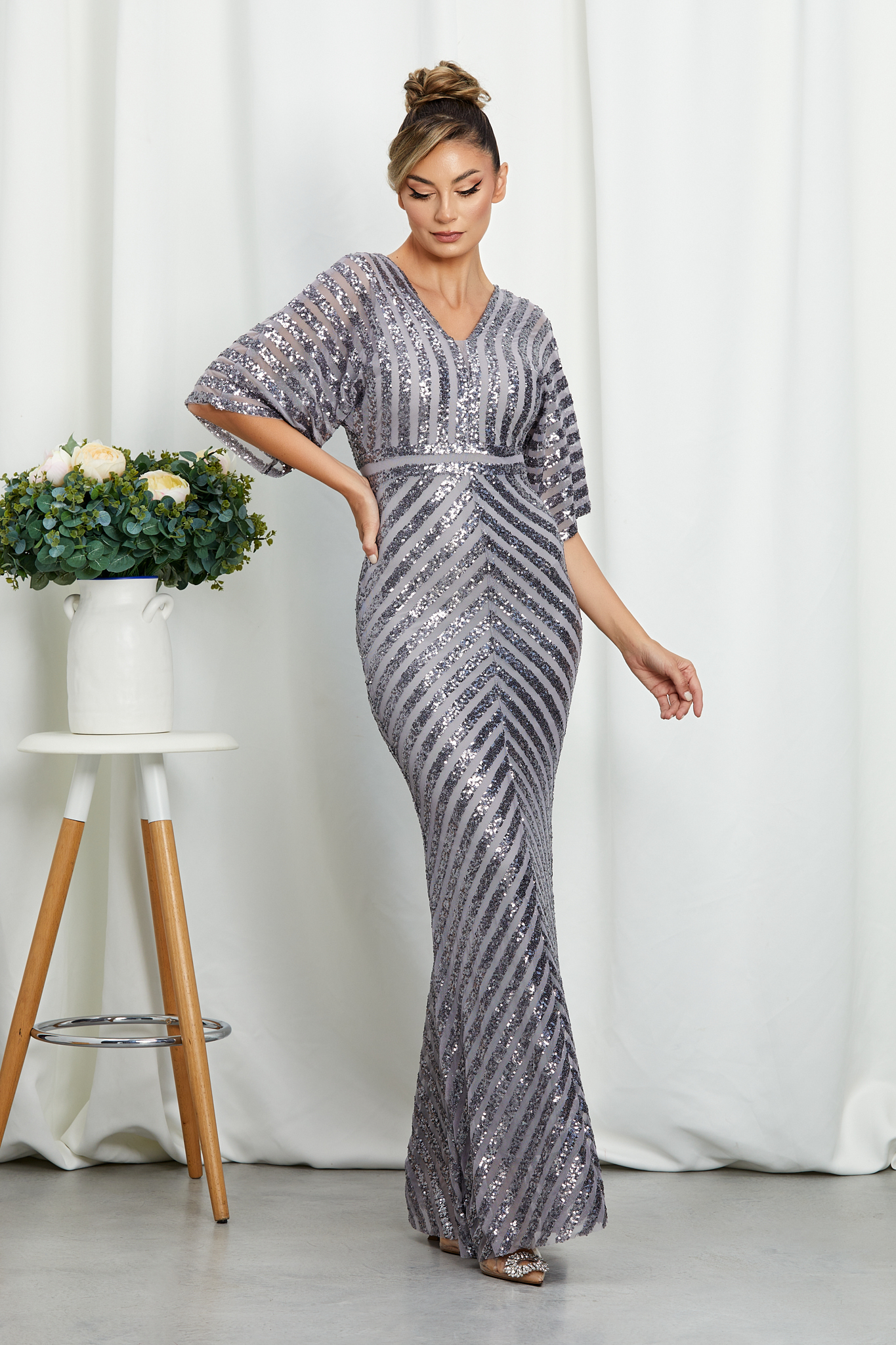 Reducere 11% la Rochie Imperial Gri