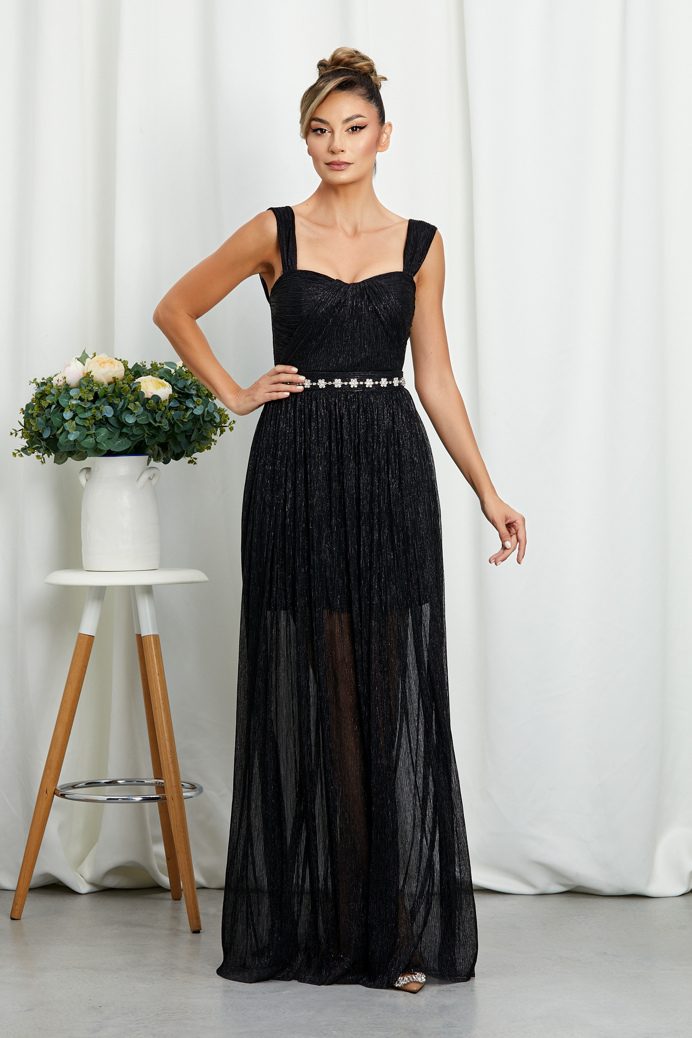 Reducere 21% la Rochie Wanted Neagra