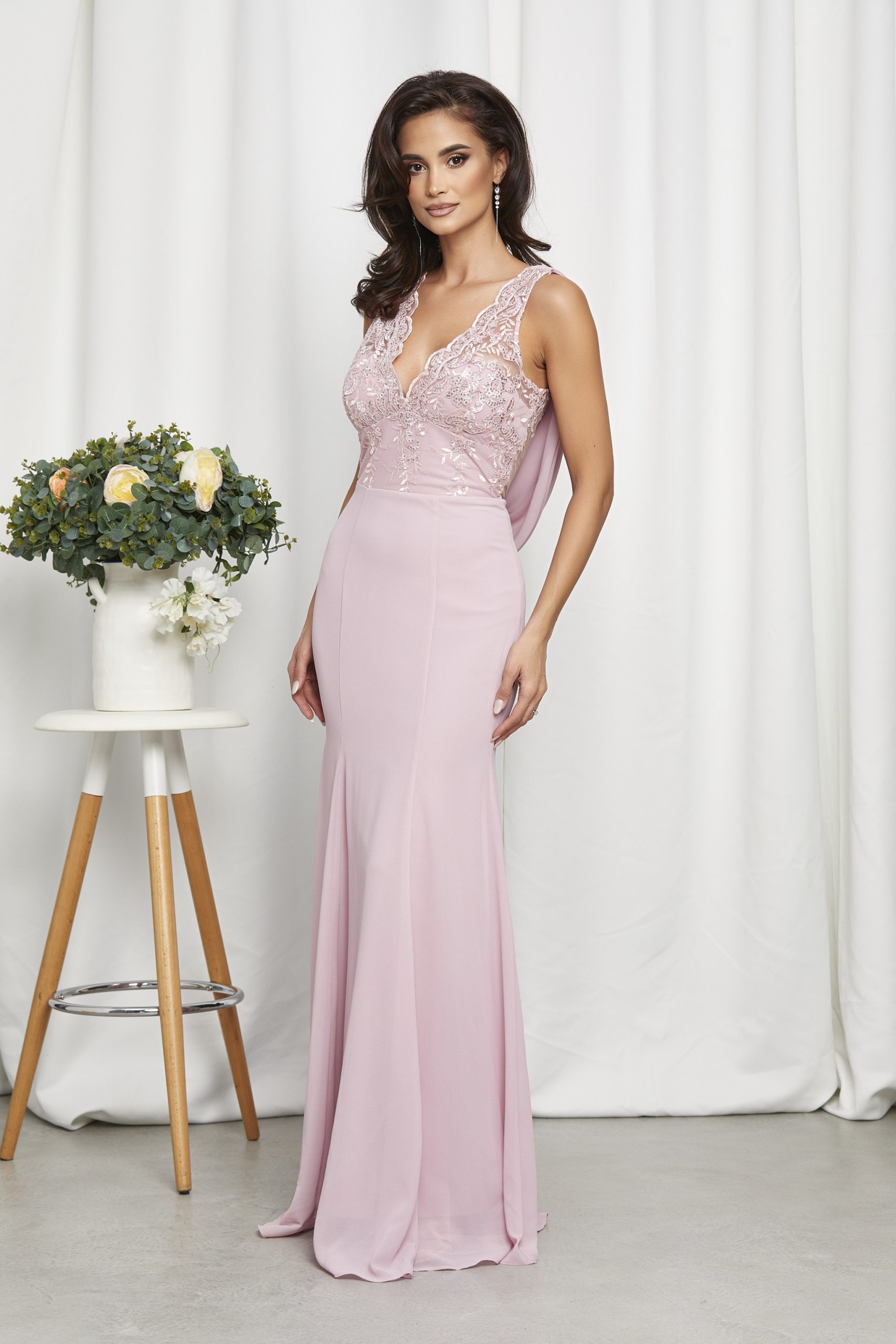 Reducere 36% la Rochie Inflame Roz
