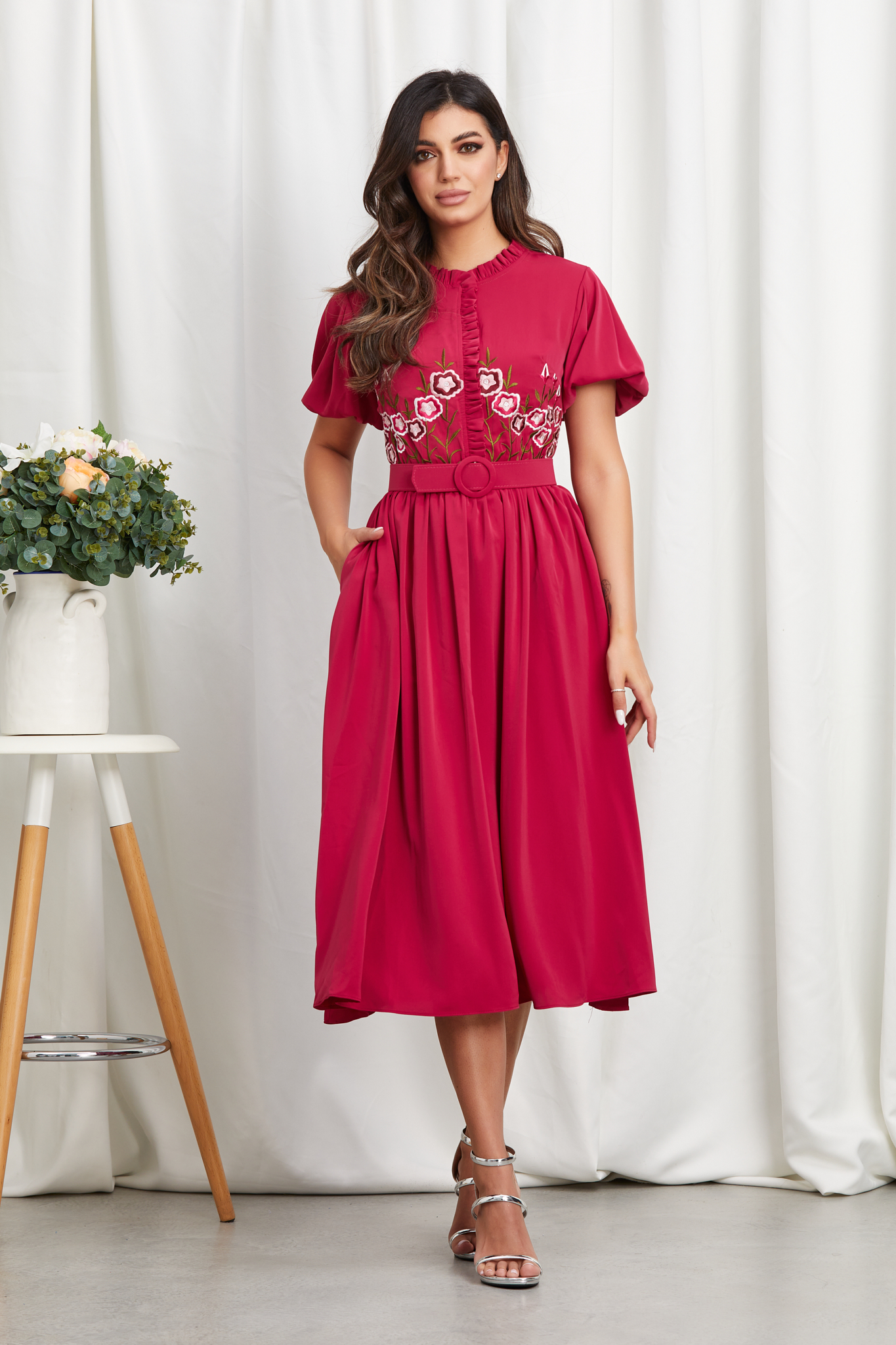 Reducere 23% la Rochie Lillia Ciclam