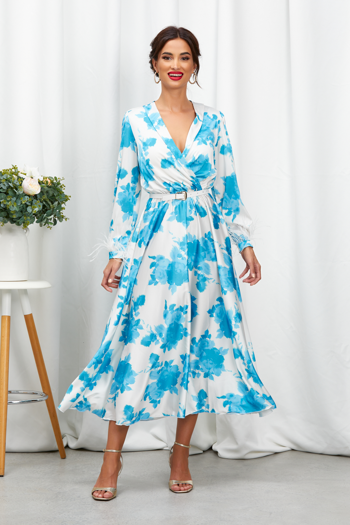 Reducere 27% la Rochie Margo Albastru Floral