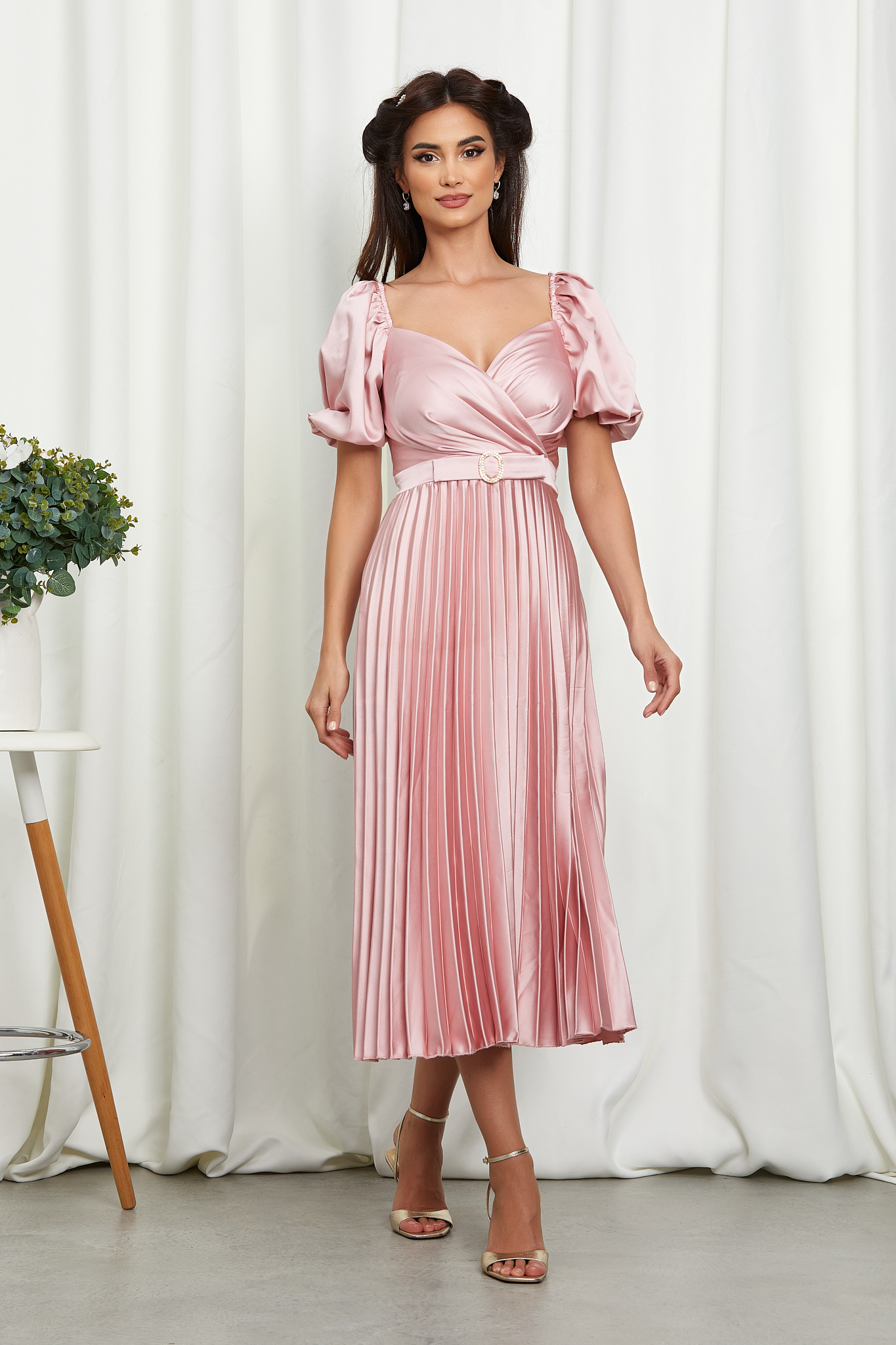 Reducere 7% la Rochie Melba Rose