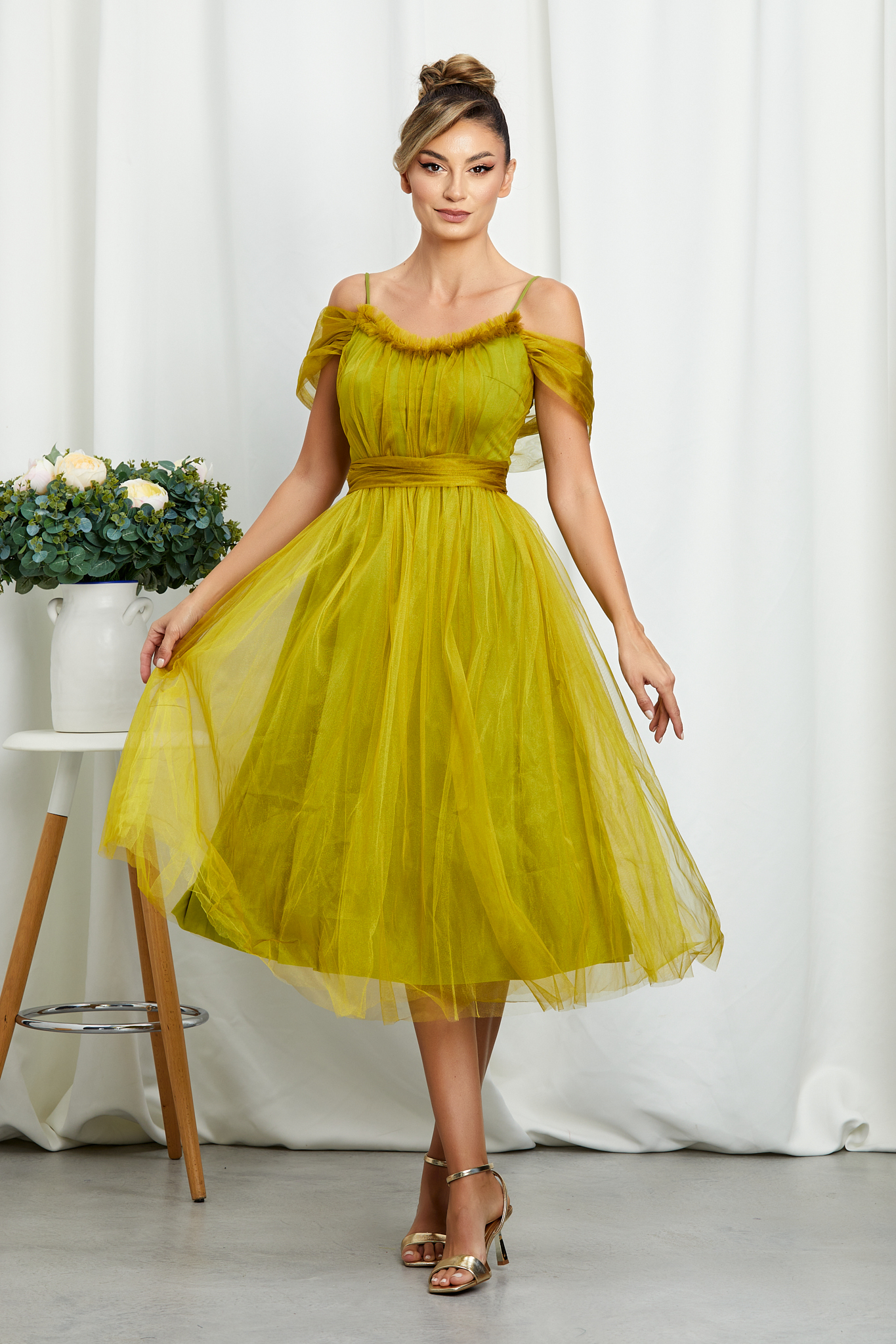 Reducere 9% la Rochie Queeny Fistic