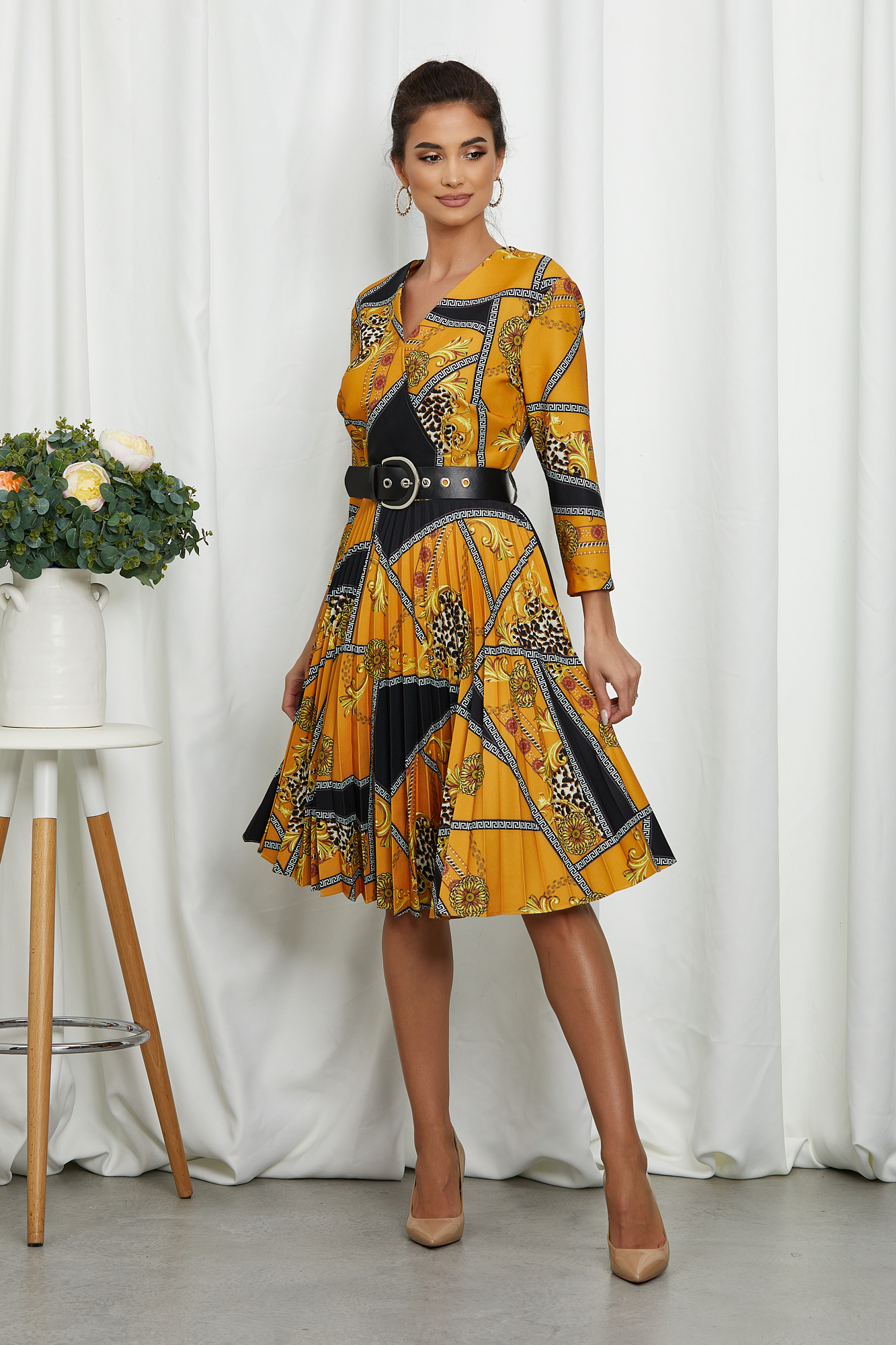 Reducere 21% la Rochie Anda Galben Mustar