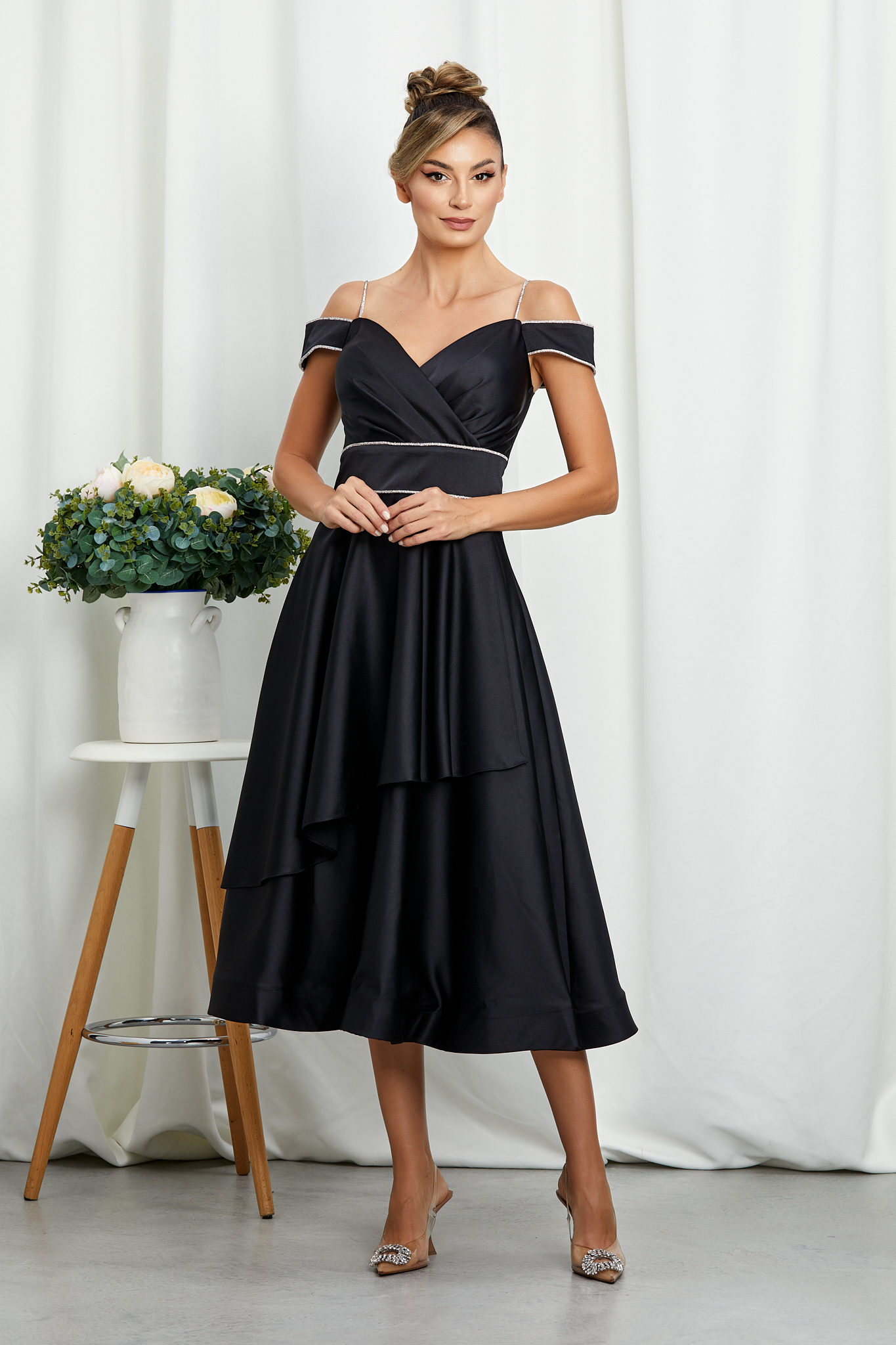 Reducere 19% la Rochie Genya Neagra