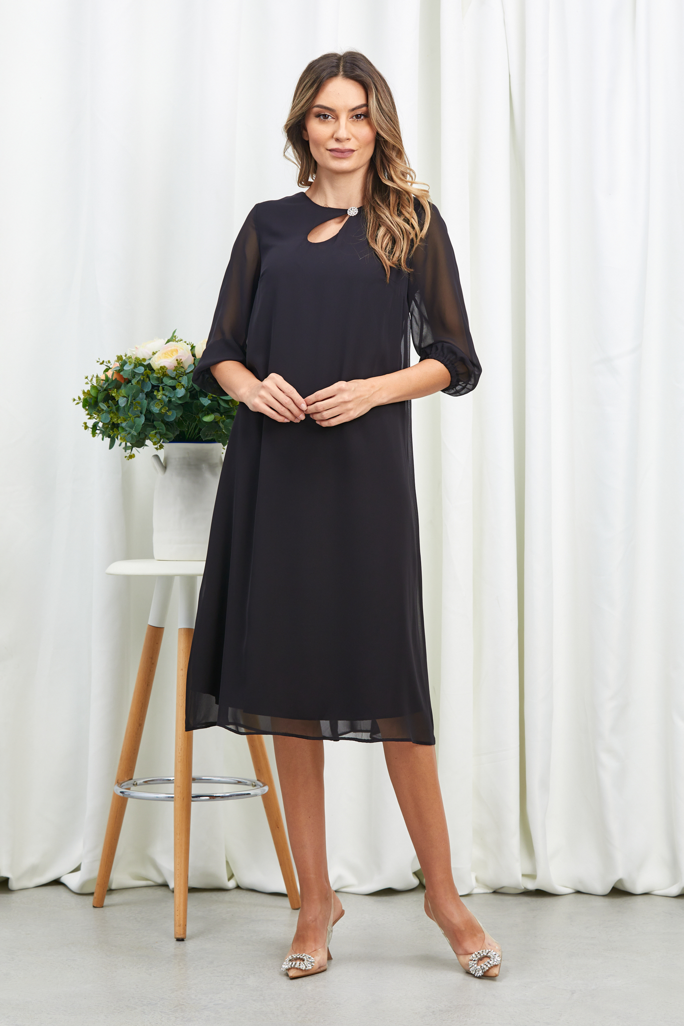 Reducere 19% la Rochie Nerlya Neagra