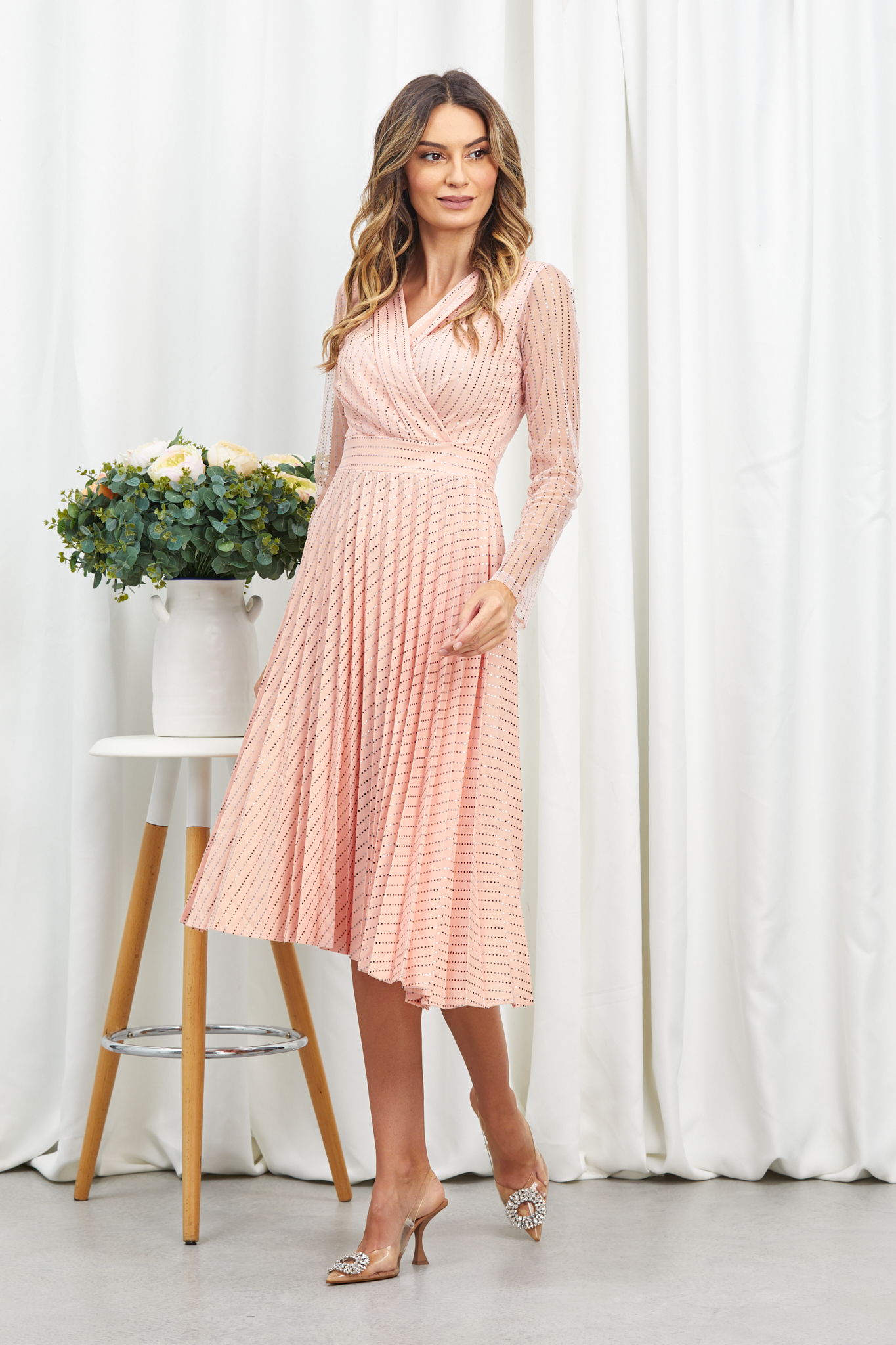 Reducere 12% la Rochie Anya Peach