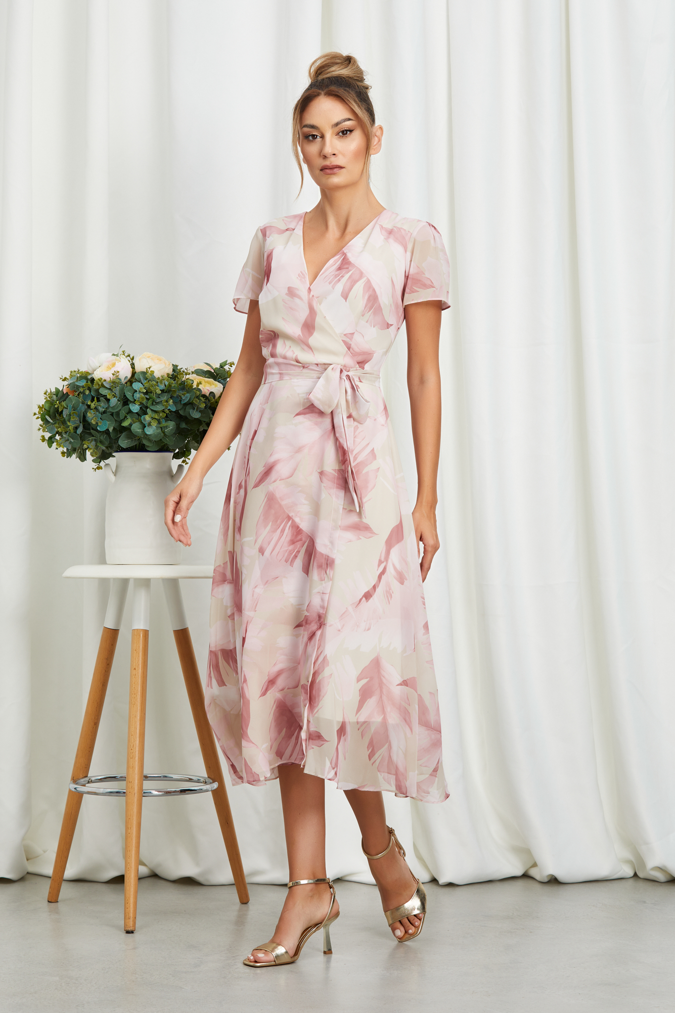 Reducere 31% la Rochie Rovena Rose