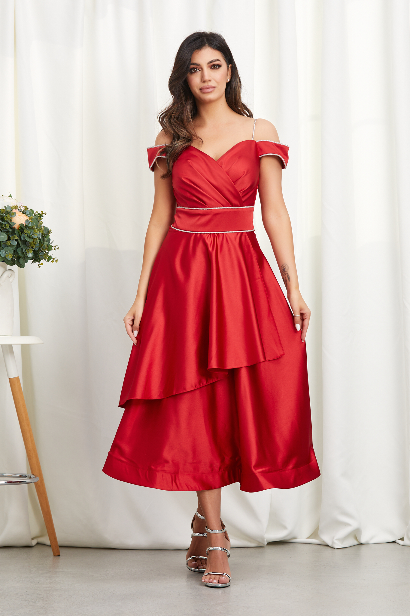 Reducere 19% la Rochie Genya Rosie