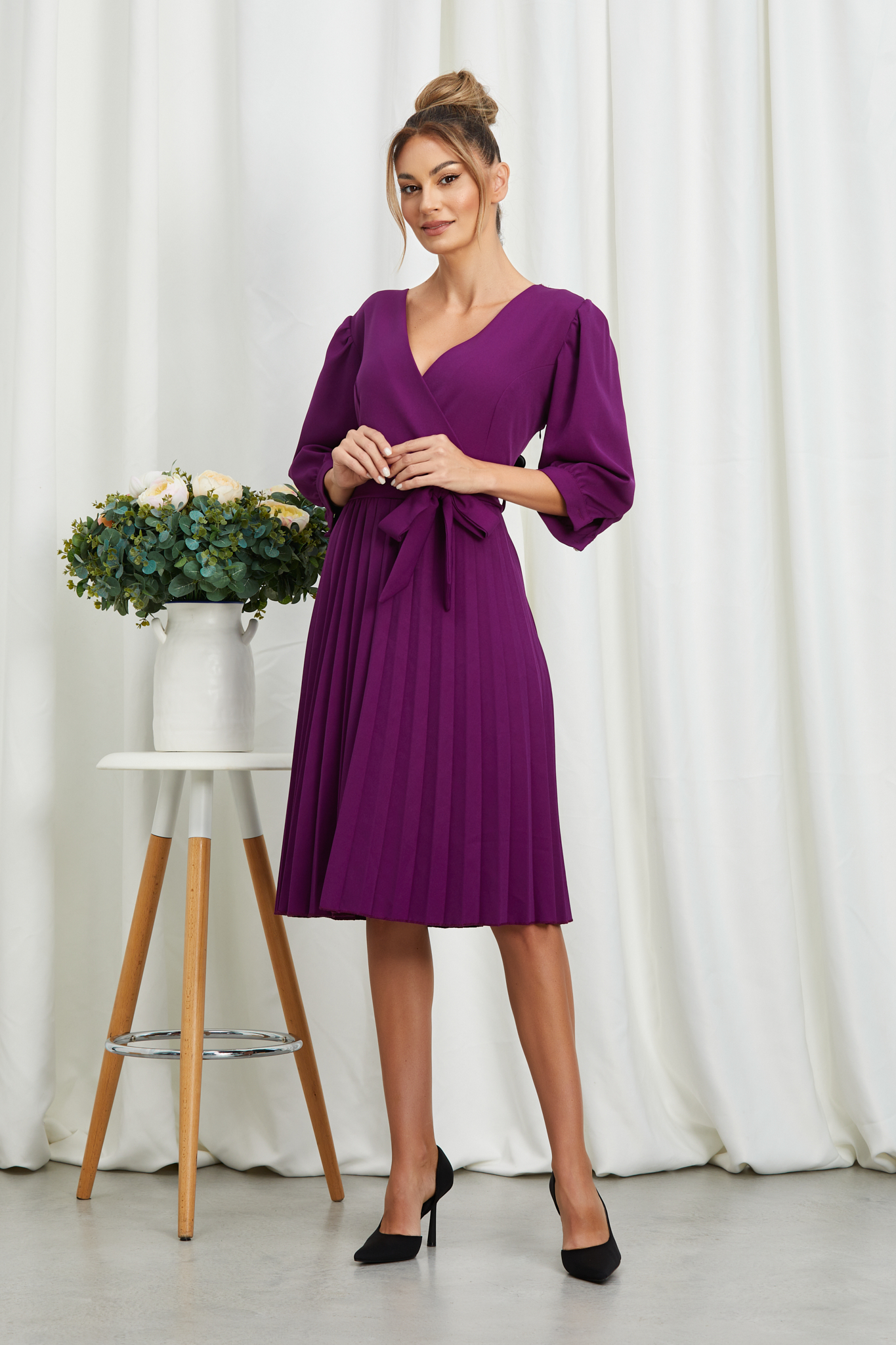 Reducere 18% la Rochie Aurelia Violet