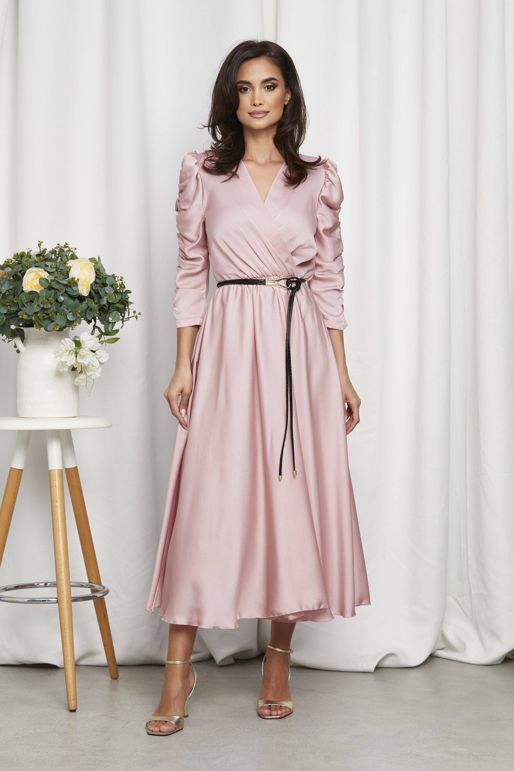 Reducere 16% la Rochie Yulia Rose